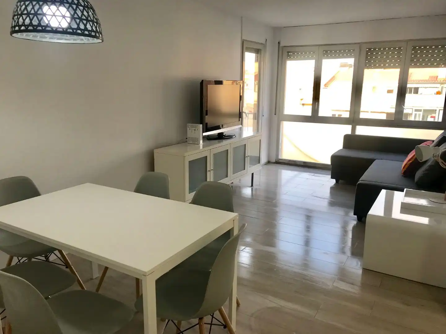 Piso de alquiler en Carrer de Ramón y Cajal, 69, Plaça Catalunya - Escola Industrial Sala de estar de Piso de alquiler en Terrassa con Aire acondicionado, Calefacción y Amueblado