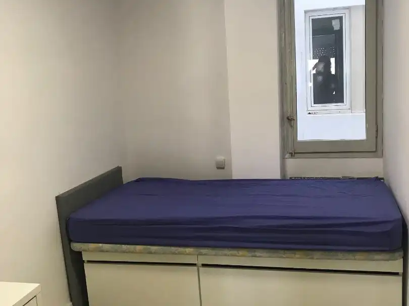 Pis de lloguer a Carrer de Ramón y Cajal, 69, Centre Dormitori de Pis de lloguer en Terrassa amb Aire condicionat i Balcó