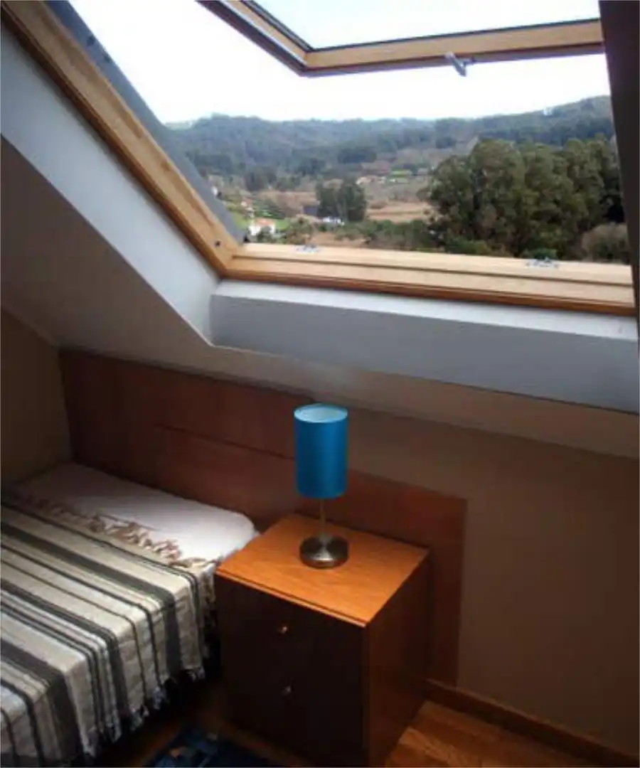 Ático de alquiler en Betanzos Habitación de Ático de alquiler en Betanzos con Calefacción, Terraza y Trastero