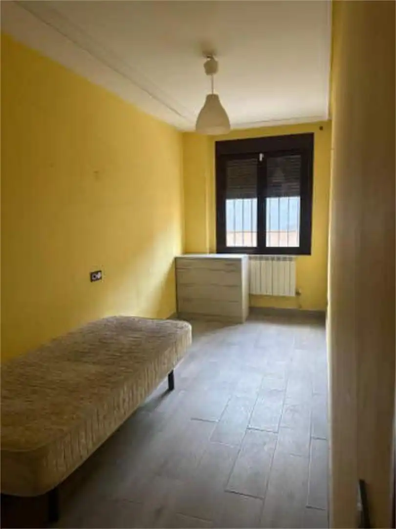 Flat for rent in Zona Entrada - Gasolineras Bedroom of Flat for rent in Ocaña with Swimming Pool