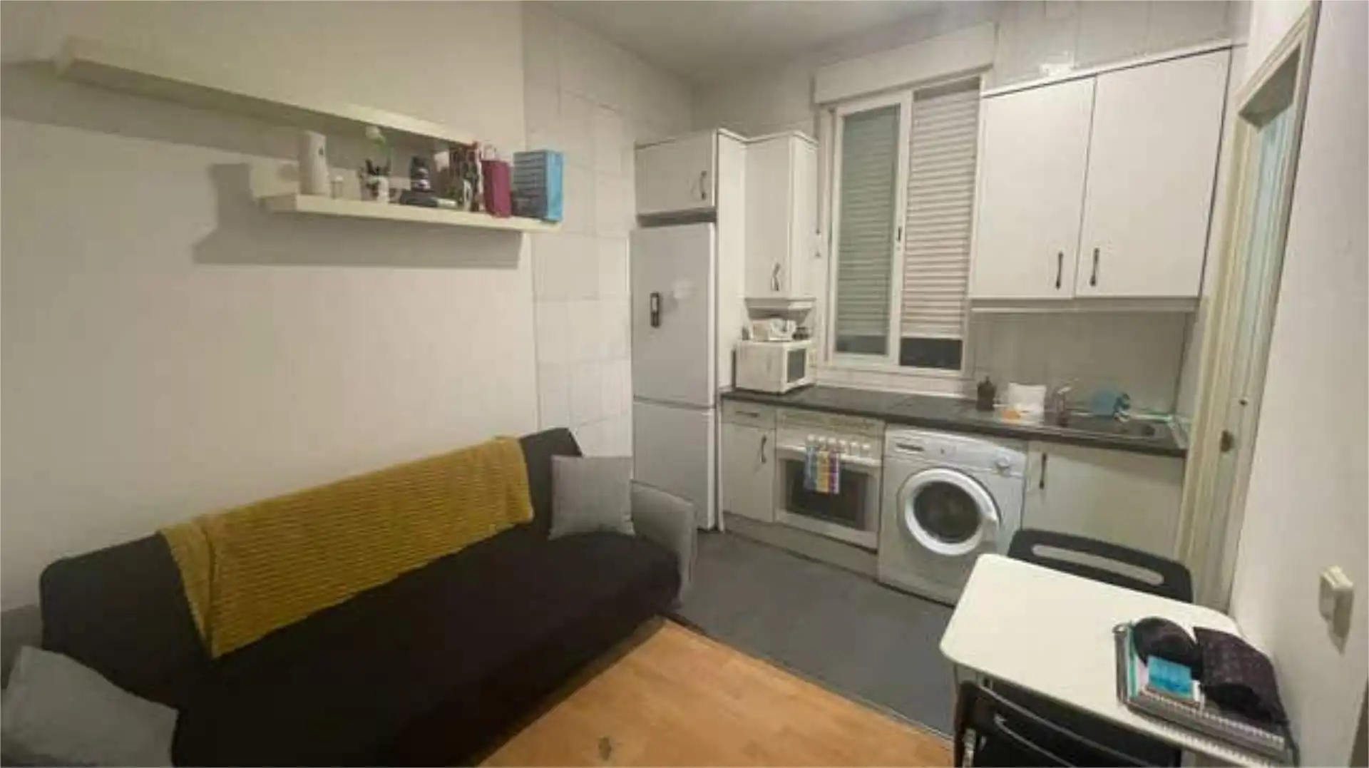 Cuina de Estudi de lloguer en Madrid amb Moblat