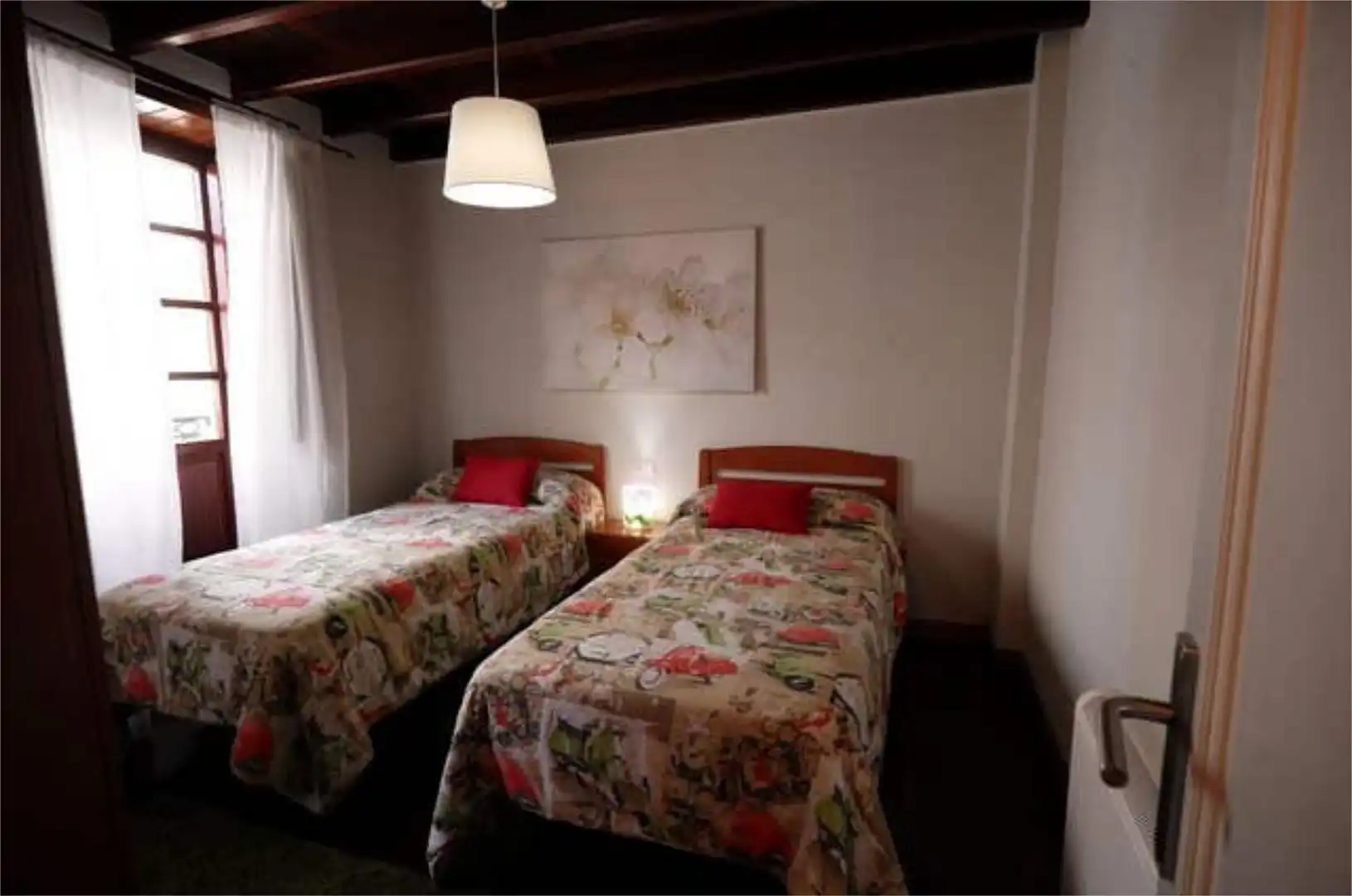 Casa o xalet de lloguer a Ribadeo Dormitori de Casa o xalet de lloguer en Ribadeo amb Calefacció i Moblat