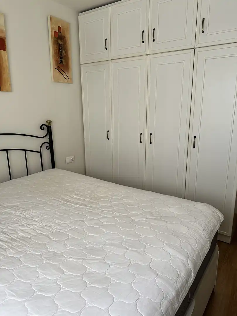 Bedroom of Flat for rent in Córdoba  with Air Conditioner, Heating and Parquet flooring