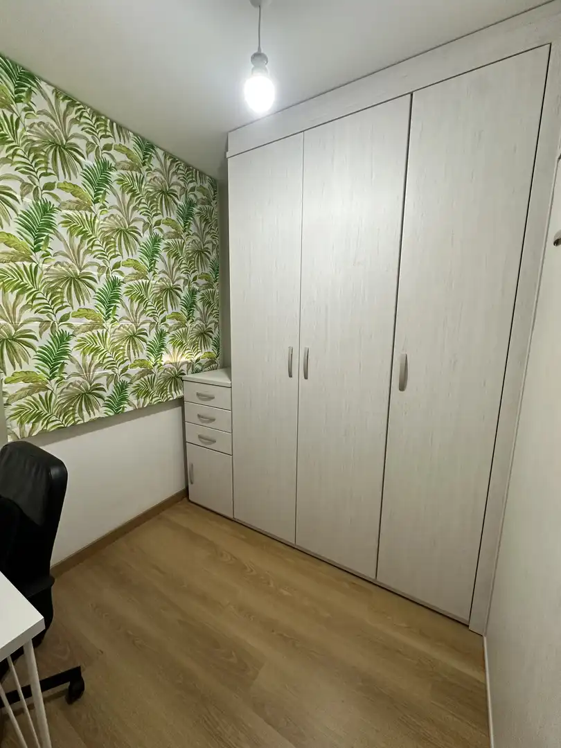 Bedroom of Flat for rent in Córdoba  with Air Conditioner, Heating and Parquet flooring