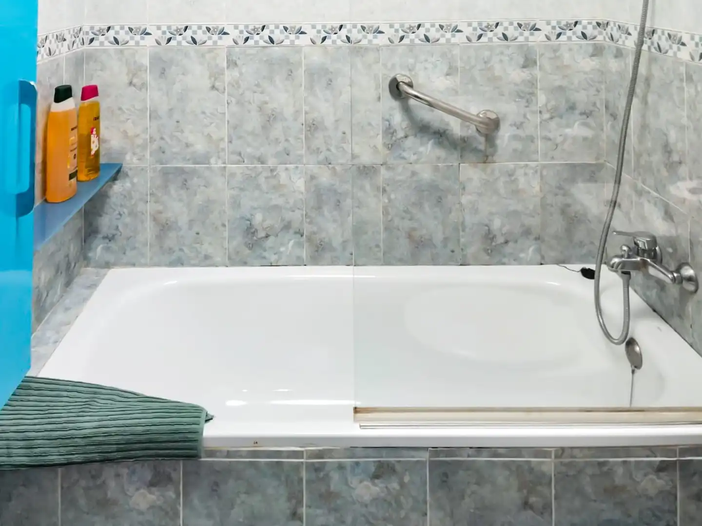 Flat for rent in Calle la Cueva, 3, Castañeda Bathroom of Flat for rent in Castañeda with Heating, Parquet flooring and Terrace