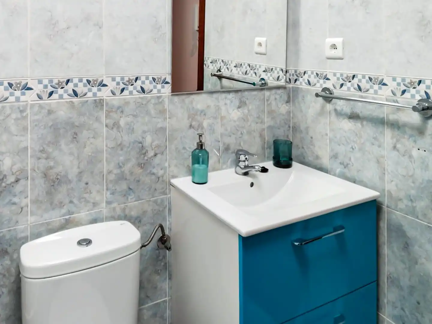 Flat for rent in Calle la Cueva, 3, Castañeda Bathroom of Flat for rent in Castañeda with Heating, Parquet flooring and Terrace