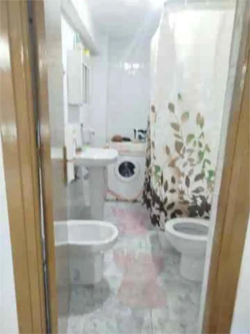 Bany de Casa o xalet de lloguer en Castril amb Terrassa, Traster i Moblat
