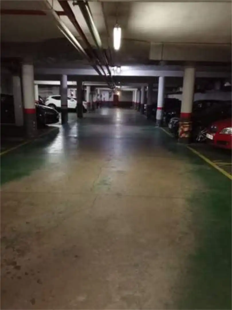 Garaje de alquiler en Parque de los Cineastas Parking de Garaje de alquiler en Zaragoza