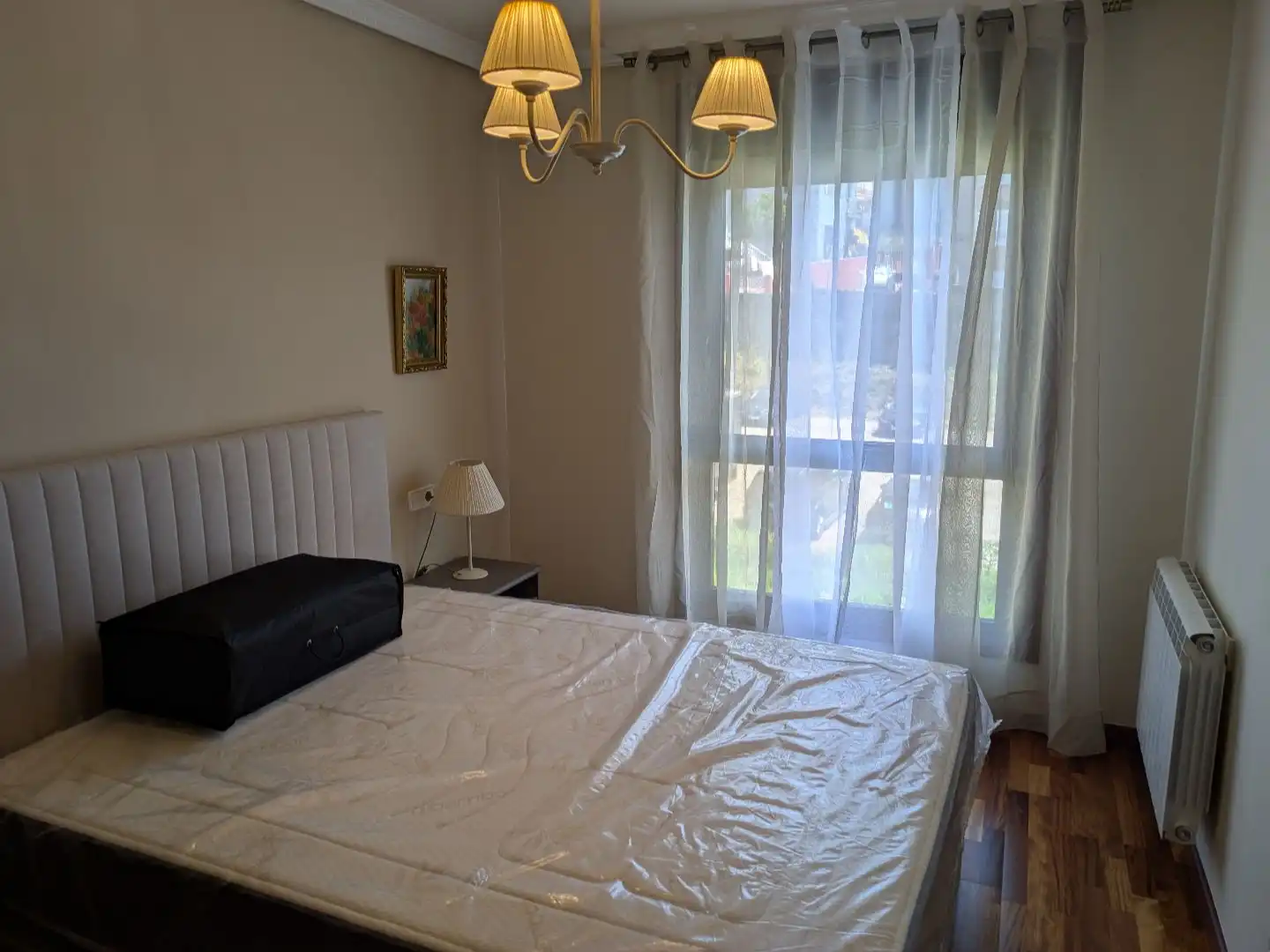Bedroom of Flat for rent in Vigo   with Heating, Parquet flooring and Storage room