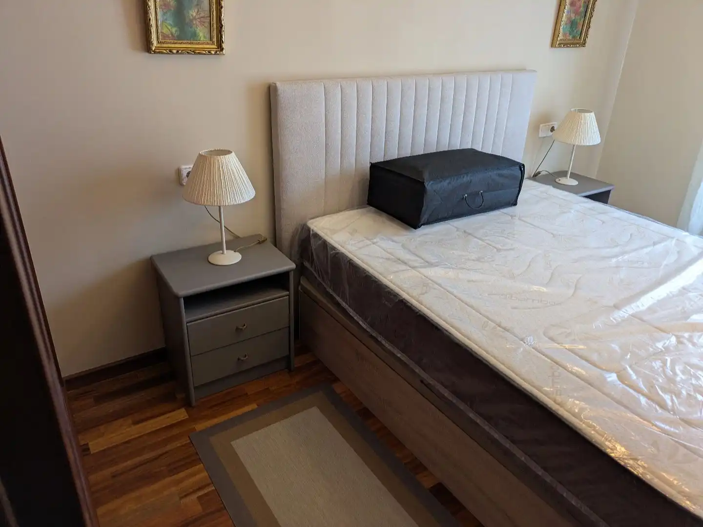 Bedroom of Flat for rent in Vigo   with Heating, Parquet flooring and Storage room