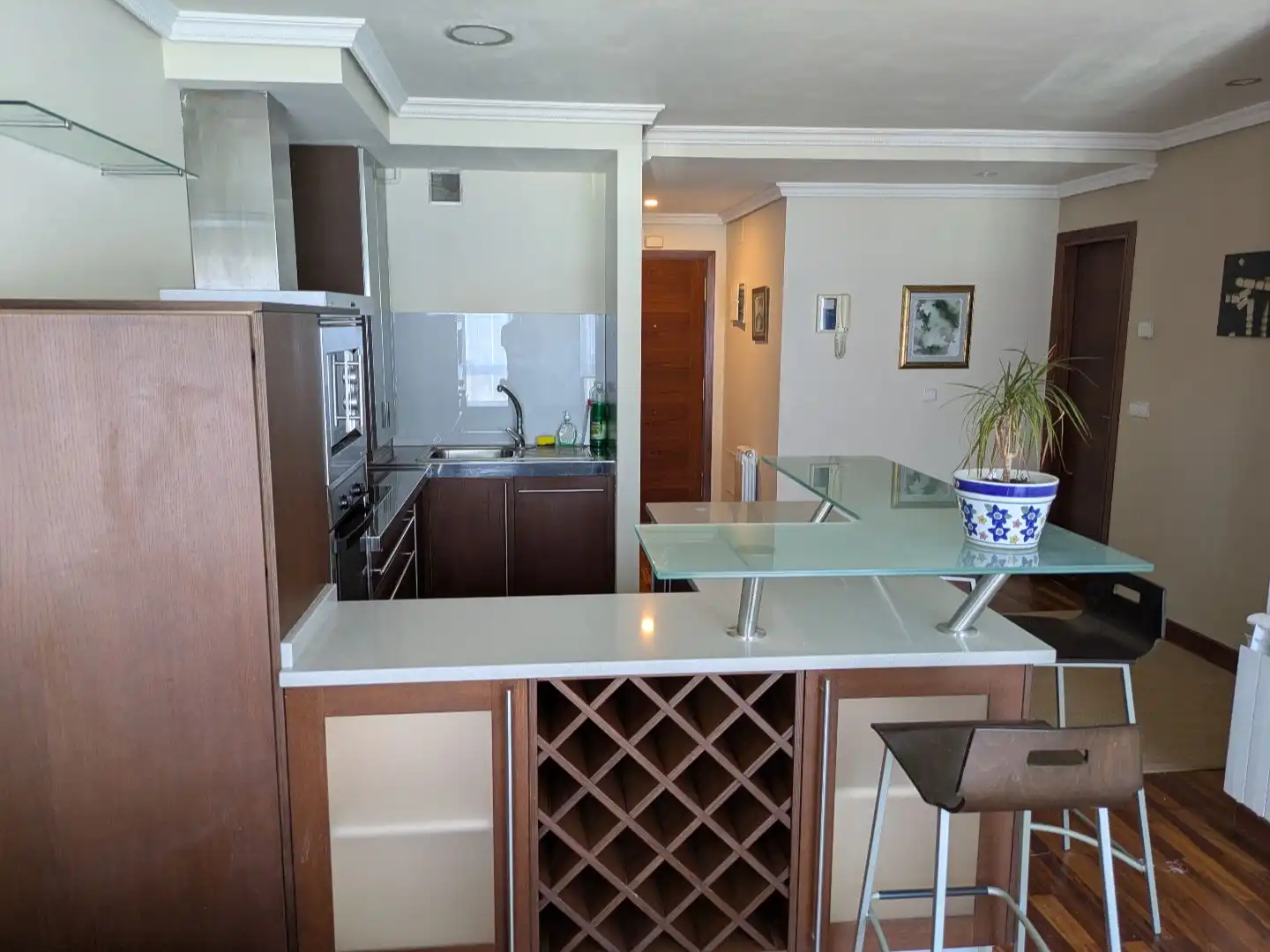 Kitchen of Flat for rent in Vigo   with Heating, Parquet flooring and Storage room