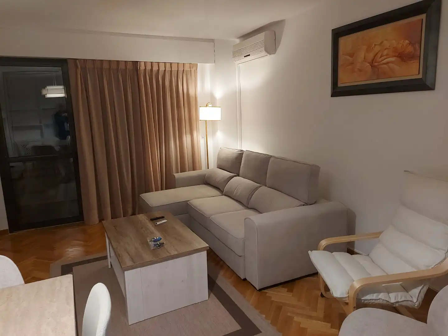 Wohnung zur Miete in Avenida de Europa, 30, Madrid Capital Wohnzimmer von Wohnung zur Miete in Madrid Capital mit Klimaanlage, Terrasse und Schwimmbad