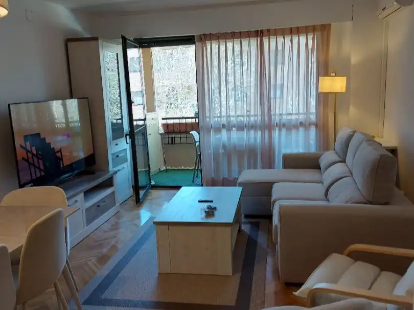 Wohnung zur Miete in Avenida de Europa, 30, Madrid Capital Wohnzimmer von Wohnung zur Miete in Madrid Capital mit Klimaanlage, Terrasse und Schwimmbad