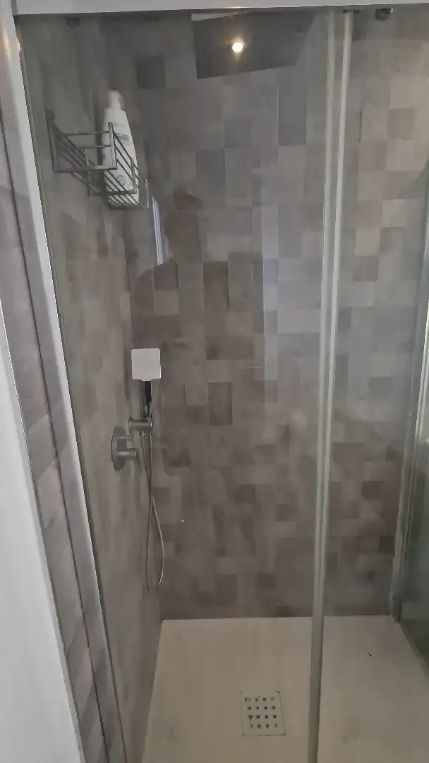 Flat for rent in Calle Escritor Sebastián Cuevas, 2, Fuensanta- Arcángel Bathroom of Flat for rent in Córdoba with Air Conditioner, Heating and Parquet flooring
