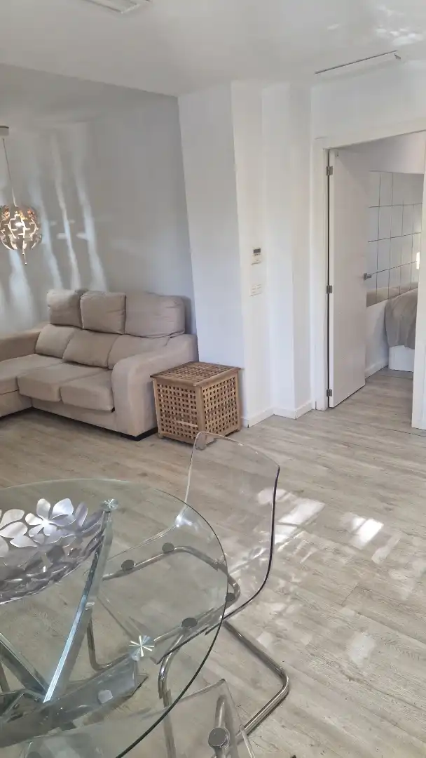Flat for rent in Calle Escritor Sebastián Cuevas, 2, Fuensanta- Arcángel Living room of Flat for rent in Córdoba with Air Conditioner, Heating and Parquet flooring