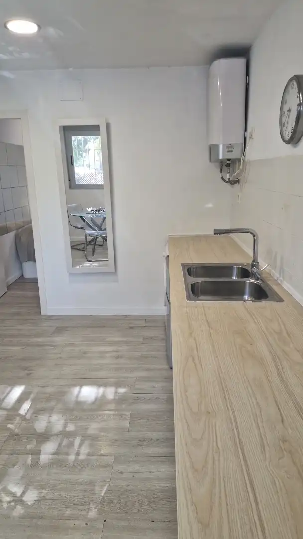 Flat for rent in Calle Escritor Sebastián Cuevas, 2, Fuensanta- Arcángel Kitchen of Flat for rent in Córdoba with Air Conditioner, Heating and Parquet flooring