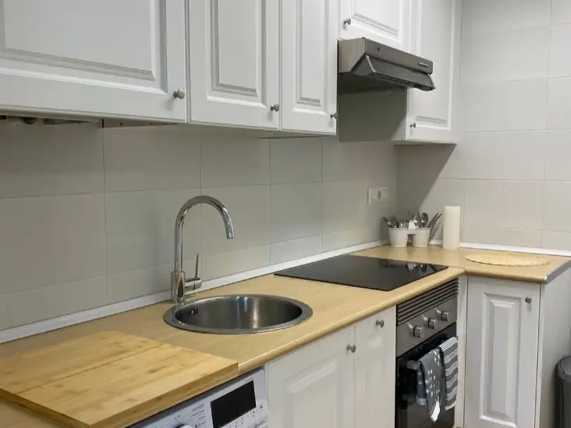Wohnung zur Miete in Avenida Alisas, 17, Solares - Valdecilla Küche von Wohnung zur Miete in Medio Cudeyo mit Möbliert