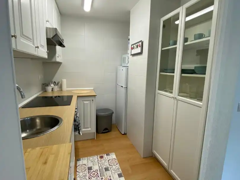 Wohnung zur Miete in Avenida Alisas, 17, Solares - Valdecilla Küche von Wohnung zur Miete in Medio Cudeyo mit Möbliert