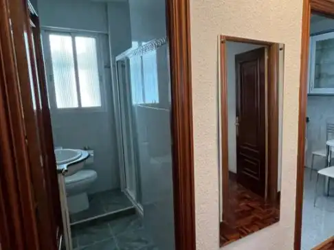 Piso en venta en Barriada Juan XXIII, 17, Burgos Capital Baño de Piso en venta en Burgos Capital con Balcón