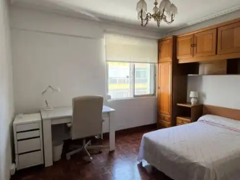 Piso en venta en Barriada Juan XXIII, 17, Burgos Capital Habitación de Piso en venta en Burgos Capital con Balcón