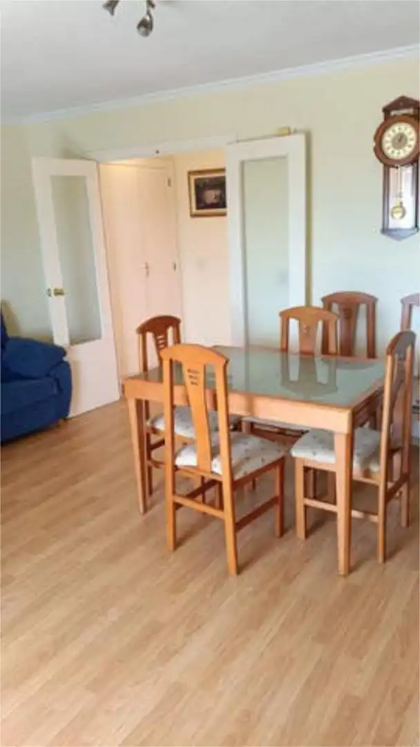 Wohnung zur Miete in Canet d'En Berenguer Esszimmer von Wohnung zur Miete in Canet d'En Berenguer mit Privatgarten, Terrasse und Möbliert