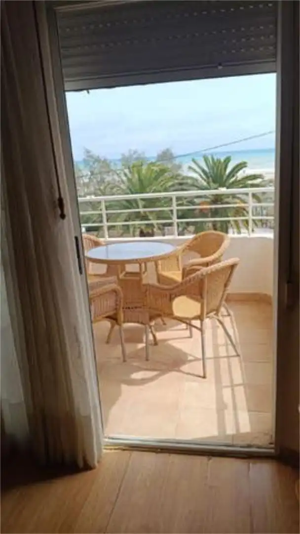 Wohnung zur Miete in Canet d'En Berenguer Terrasse von Wohnung zur Miete in Canet d'En Berenguer mit Privatgarten, Terrasse und Möbliert