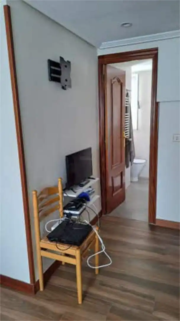 Flat for rent in Desamparados Bedroom of Flat for rent in Vitoria - Gasteiz with Heating and Furnished