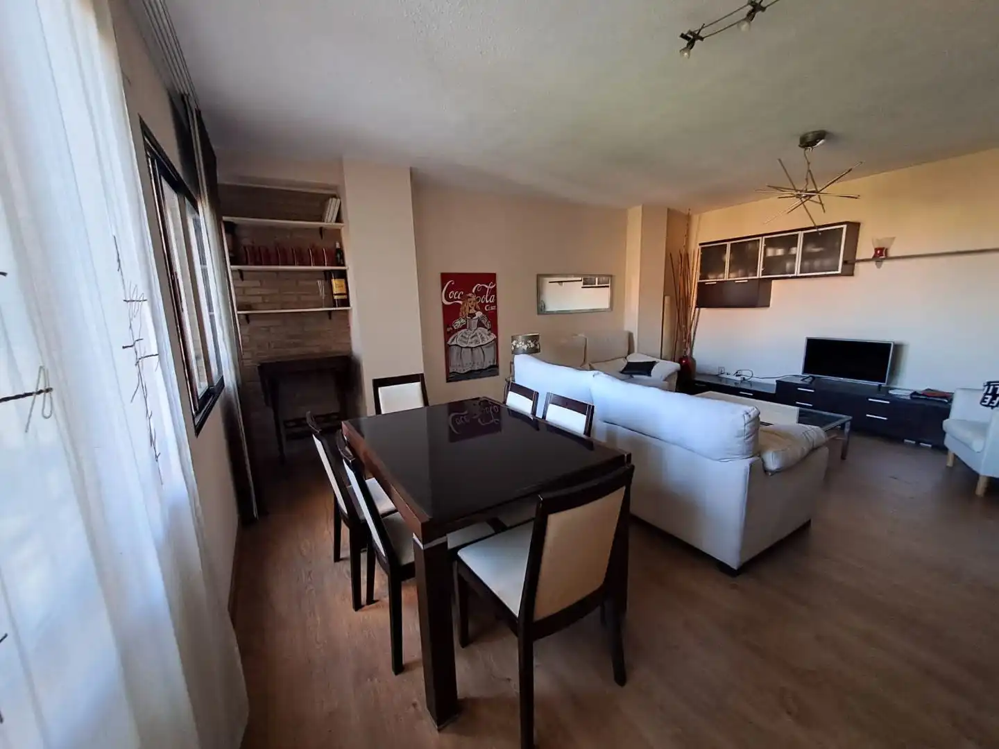 Wohnung zur Miete in Carrer d'Alfauir, 42, Sant Llorenç - Zona Alfahuir Esszimmer von Wohnung zur Miete in Valencia mit Klimaanlage, Heizung und Privatgarten
