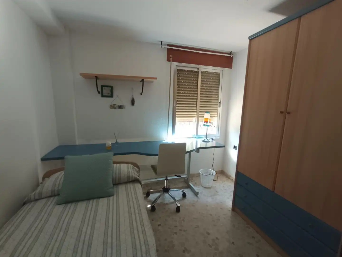 Flat for rent in Avenida Virgen de los Dolores, 18, Vista Alegre - Parque Cruz Conde Bedroom of Flat for rent in Córdoba with Air Conditioner, Heating and Furnished