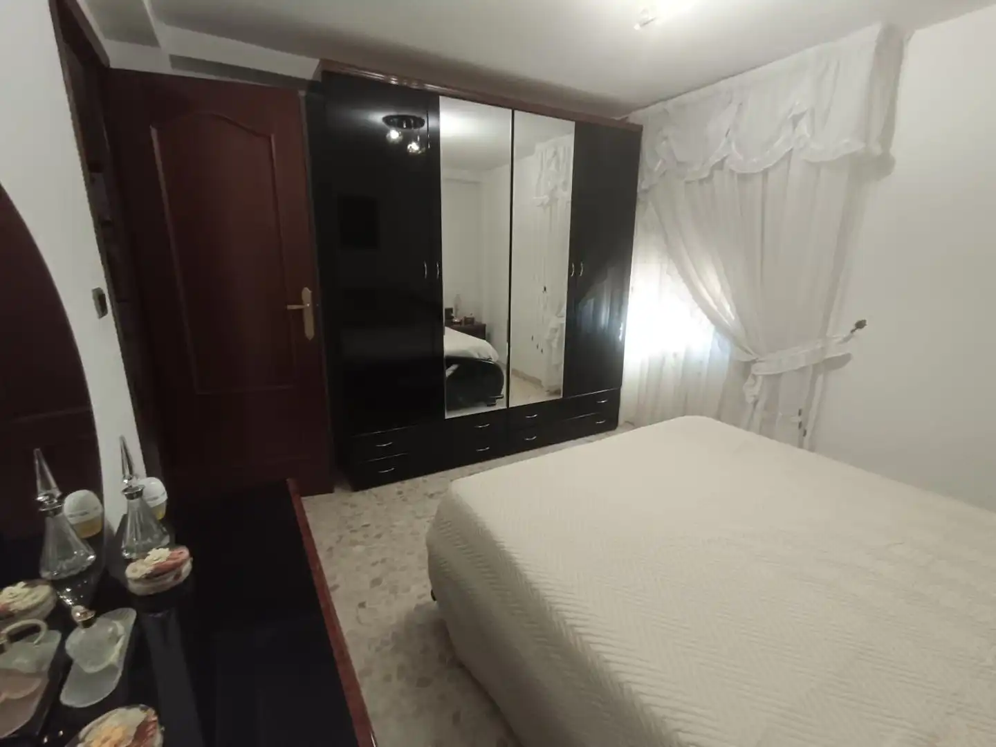 Flat for rent in Avenida Virgen de los Dolores, 18, Vista Alegre - Parque Cruz Conde Bedroom of Flat for rent in Córdoba with Air Conditioner, Heating and Furnished