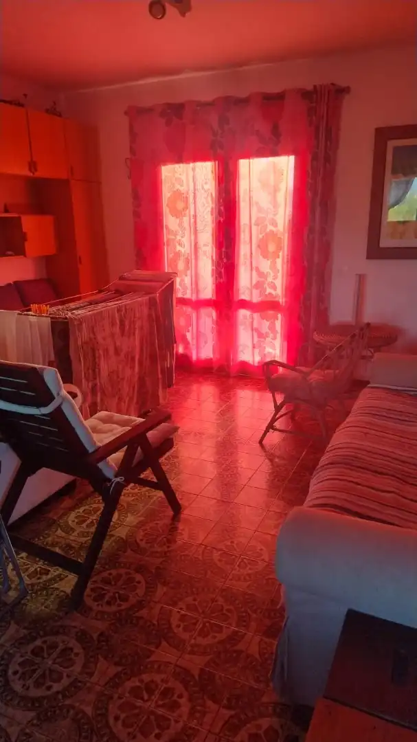 Casa adosada en venda a LU-P-0610, 11, Ribadeo Sala d'estar de Casa adosada en venda en Ribadeo amb Jardí privat, Terrassa i Traster