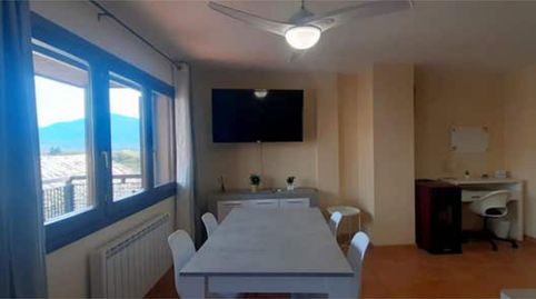 Foto 4 de Apartamento de alquiler en Puente la Reina de Jaca, Huesca