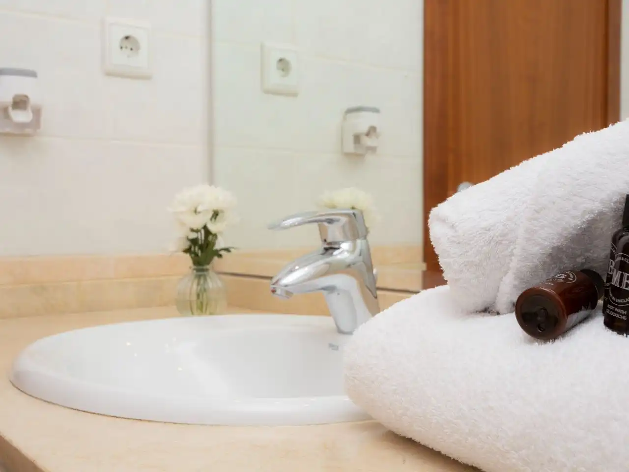 Flat for rent in Avinguda de França, 1, Penya - Roja - Avda. Francia Bathroom of Flat for rent in Valencia with Air Conditioner, Heating and Terrace