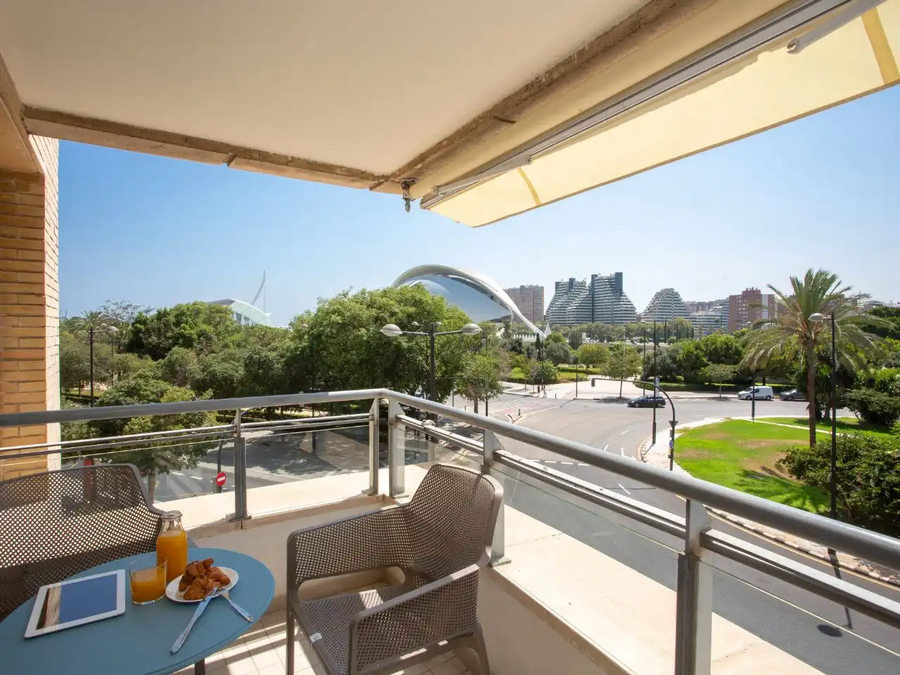Flat for rent in Avinguda de França, 1, Penya - Roja - Avda. Francia Terrace of Flat for rent in Valencia with Air Conditioner, Heating and Terrace