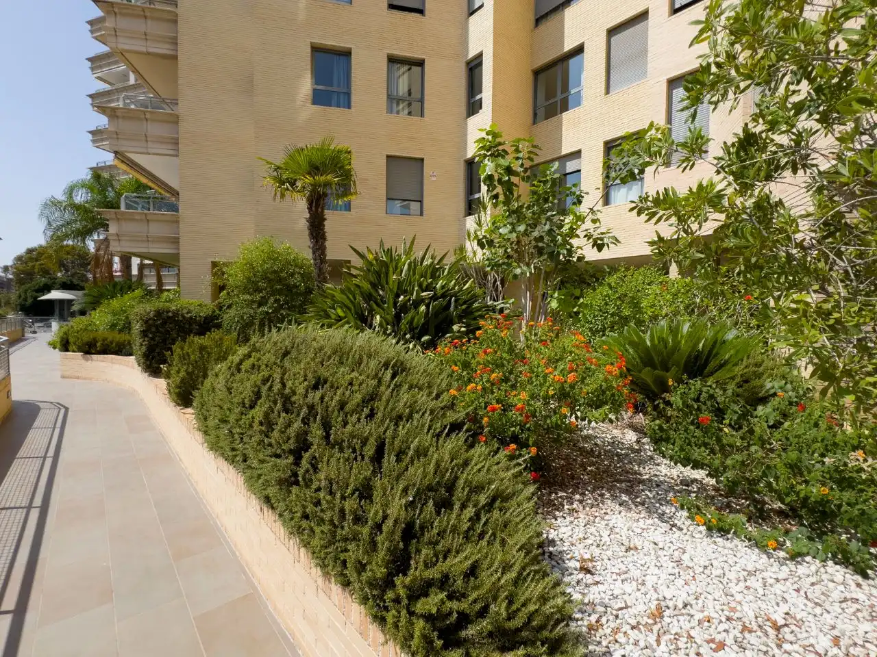 Flat for rent in Avinguda de França, 1, Penya - Roja - Avda. Francia Garden of Flat for rent in Valencia with Air Conditioner, Heating and Terrace