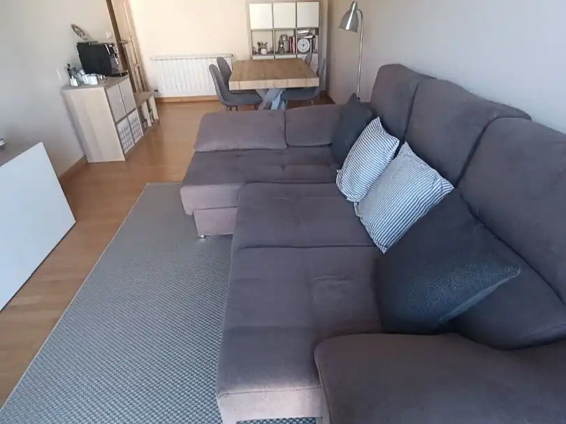 Wohnung zur Miete in Rúa Castelao, 69, Sarria Wohnzimmer von Wohnung zur Miete in Sarria mit Heizung, Parkett und Abstellraum