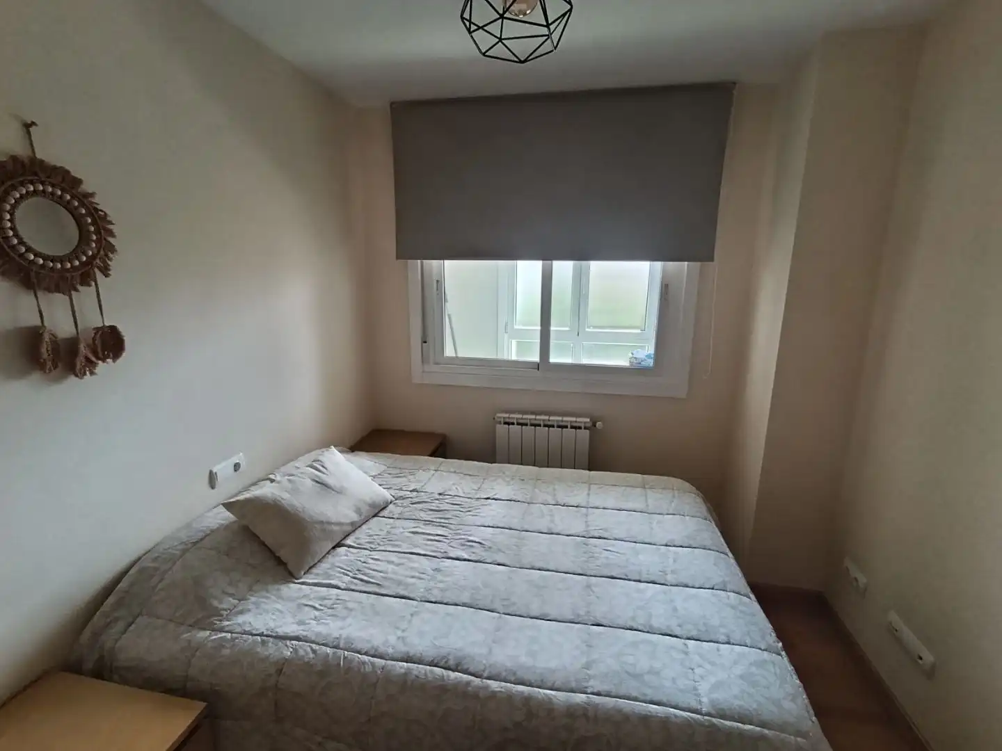 Wohnung zur Miete in Rúa Castelao, 69, Sarria Schlafzimmer von Wohnung zur Miete in Sarria mit Heizung, Parkett und Abstellraum