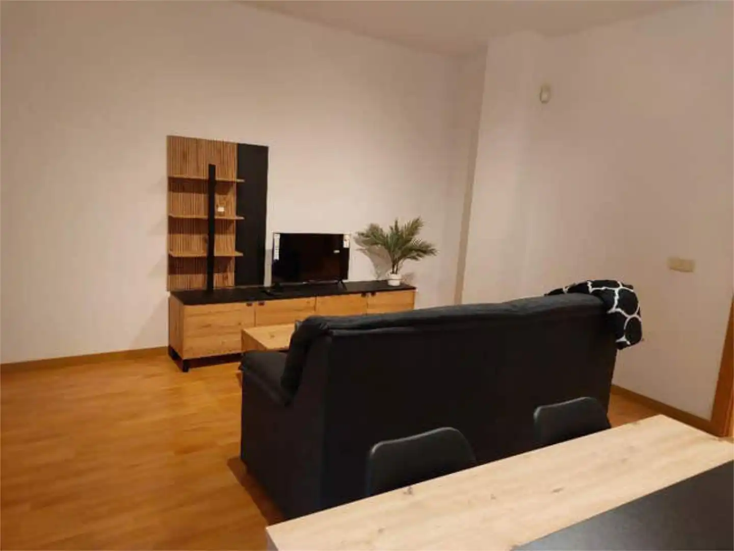 Piso de alquiler en Espirdo
