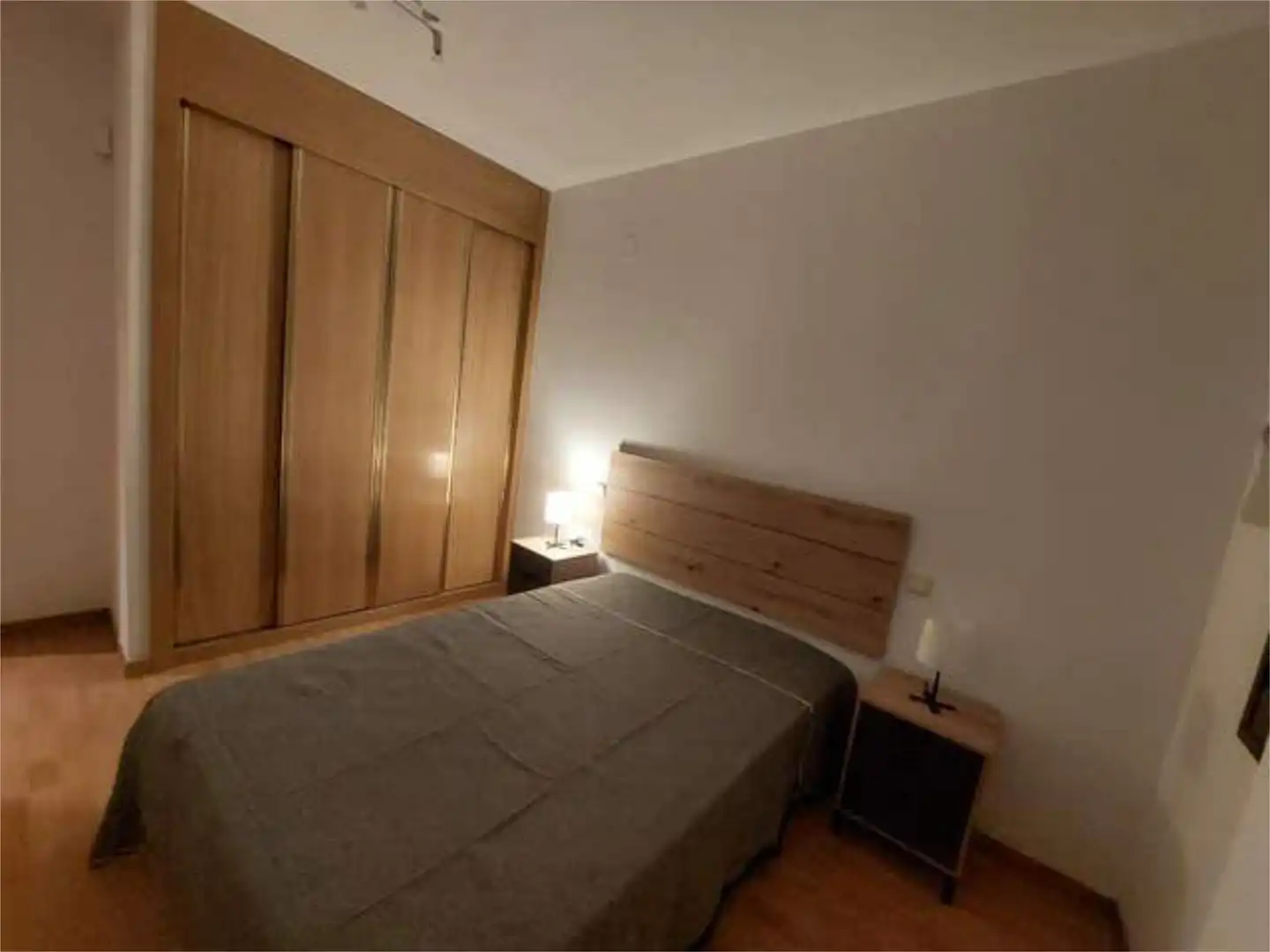 Piso de alquiler en Espirdo