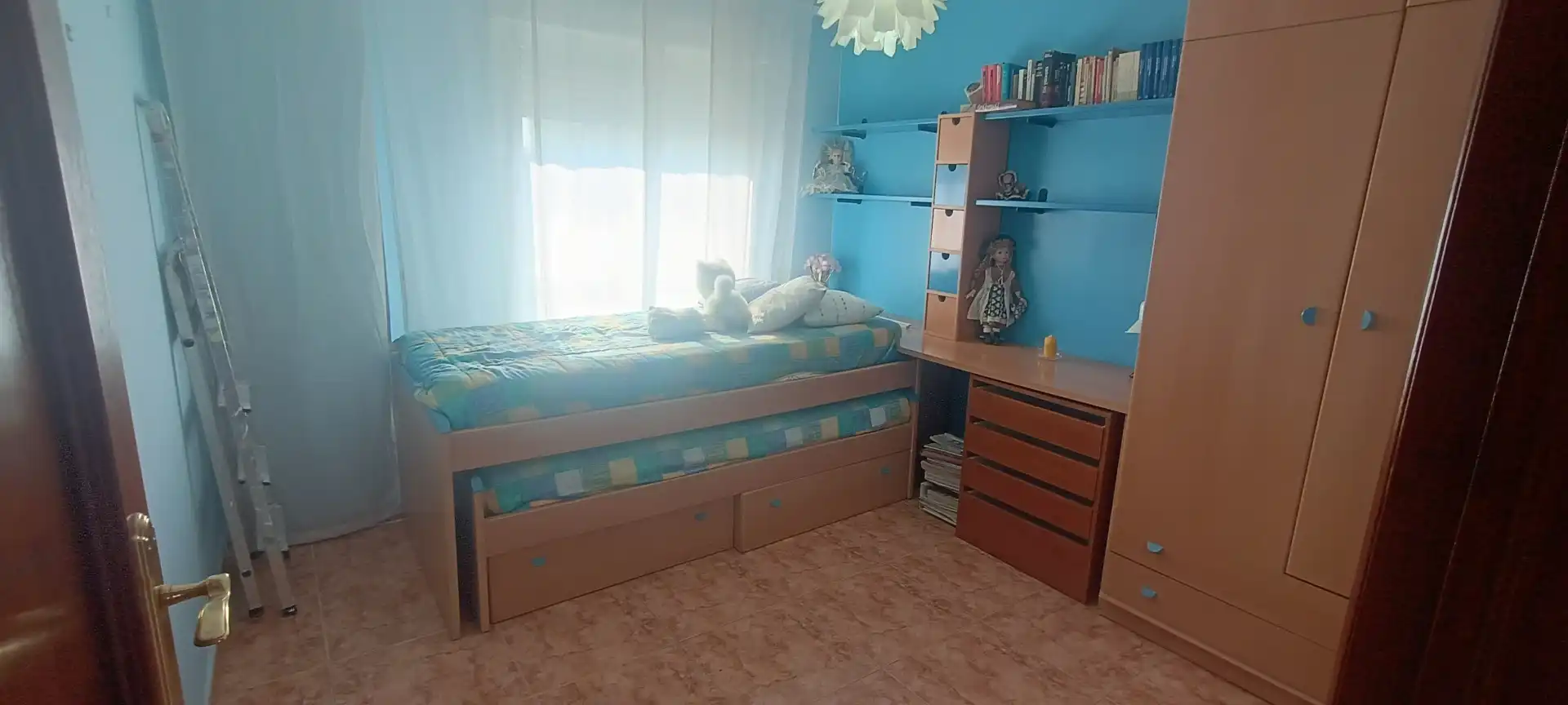 Habitación de Piso de alquiler en  Logroño con Aire acondicionado, Calefacción y Terraza
