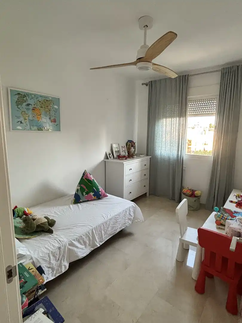 Flat for sale in Calle Arquitecto José Gómez Millán, 3, Parque Atlántico- San Matías Bedroom of Flat for sale in Sevilla with Air Conditioner, Private garden and Storage room