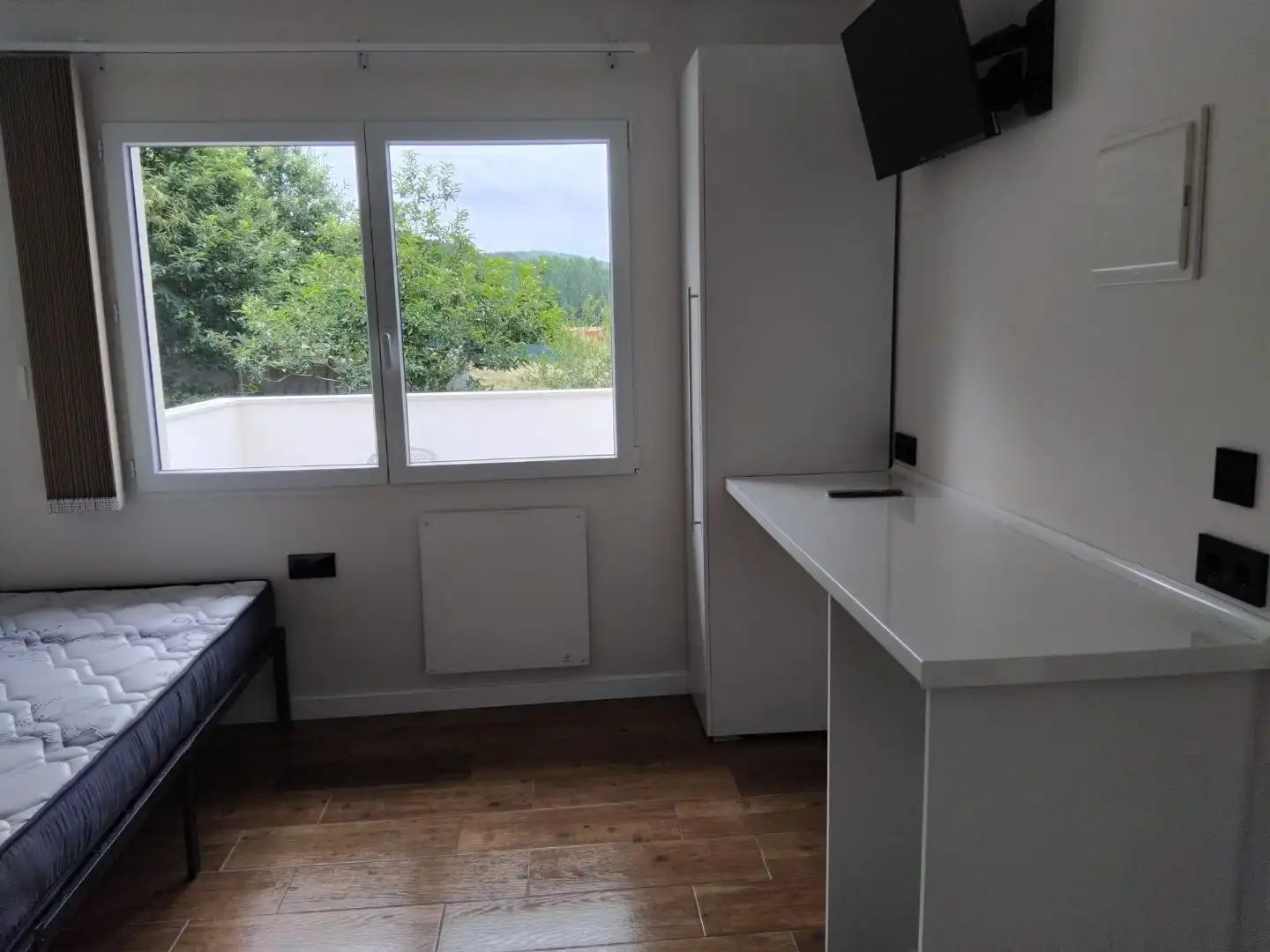 Estudio de alquiler en Ponte Pequena, 21, Coristanco Terraza de Estudio de alquiler en Coristanco con Calefacción, Terraza y Amueblado