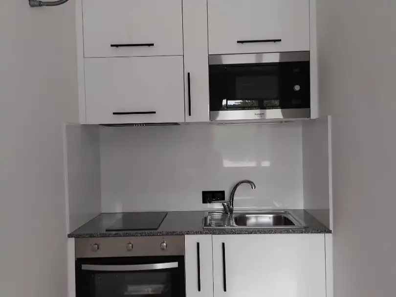 Estudio de alquiler en Ponte Pequena, 21, Coristanco Cocina de Estudio de alquiler en Coristanco con Calefacción, Terraza y Amueblado