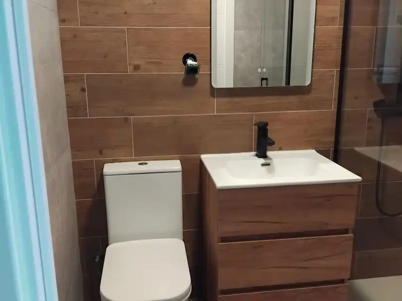 Apartamento de alquiler en Ponte Pequena, 21, Coristanco Baño de Apartamento de alquiler en Coristanco con Calefacción, Terraza y Amueblado