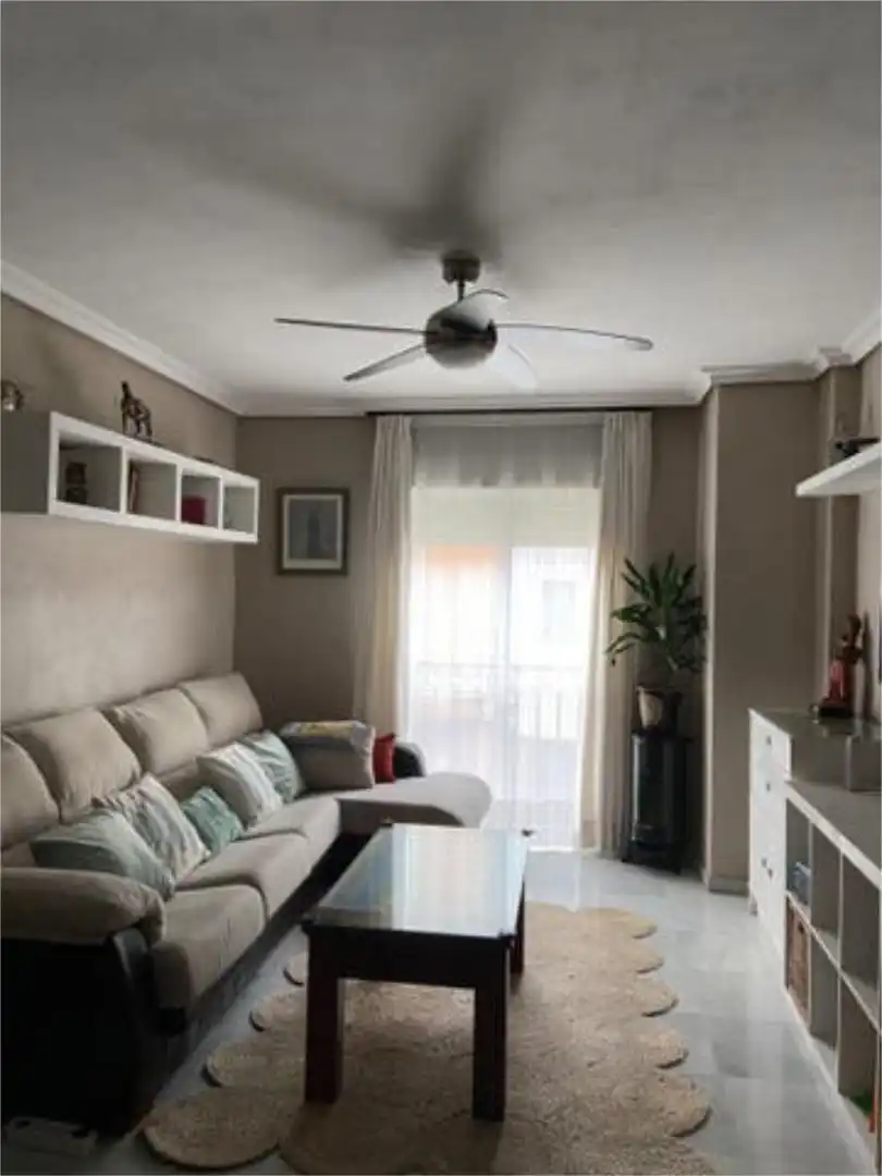 Flat for rent in Huerta de la Reina - Trassierra Living room of Flat for rent in Córdoba with Heating and Furnished