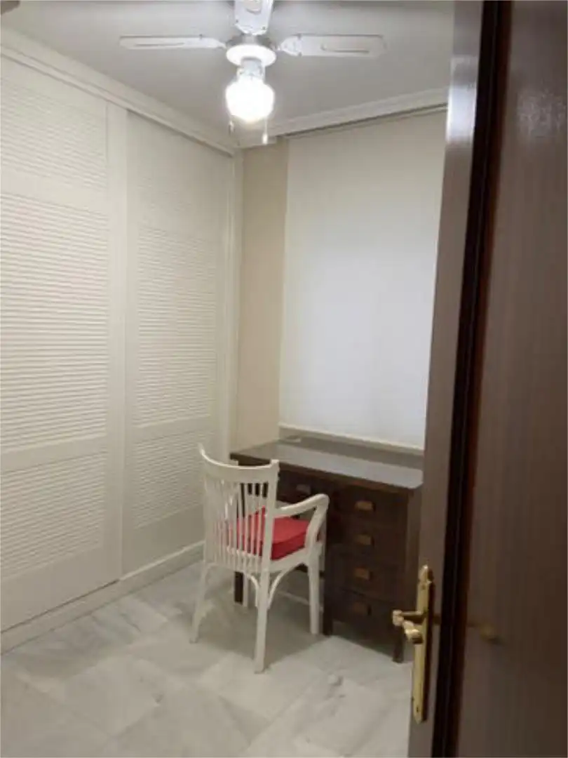 Flat for rent in Huerta de la Reina - Trassierra Flat for rent in Córdoba with Heating and Furnished
