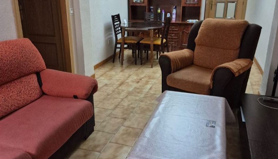 Flat for rent in Calle José María Valdenebro, 34, Ciudad Jardín - Zoco, Córdoba Capital - image 1 Photo 1 of Flat for rent in Calle José María Valdenebro, 34, Ciudad Jardín - Zoco, Córdoba Capital