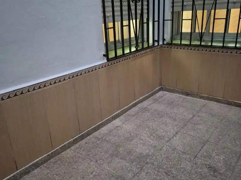 Flat for rent in Calle José María Valdenebro, 34, Ciudad Jardín - Zoco Flat for rent in Calle José María Valdenebro, 34, Ciudad Jardín - Zoco