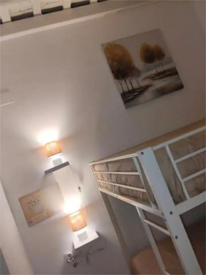 Wohnung zur Miete in Centro Schlafzimmer von Wohnung zur Miete in Jerez de la Frontera mit Heizung, Privatgarten und Möbliert