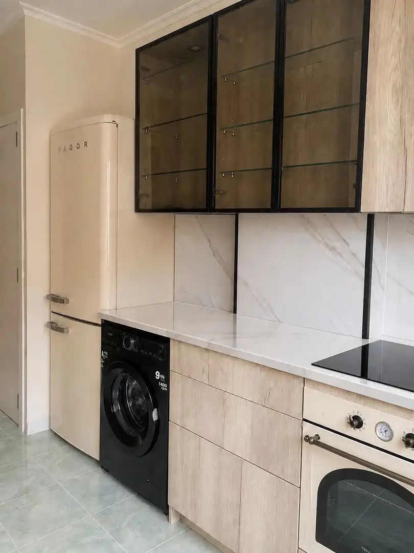 Pis de lloguer a Rúa Real, 83, Centro Cuina de Pis de lloguer en Ferrol amb Calefacció, Parquet i Moblat